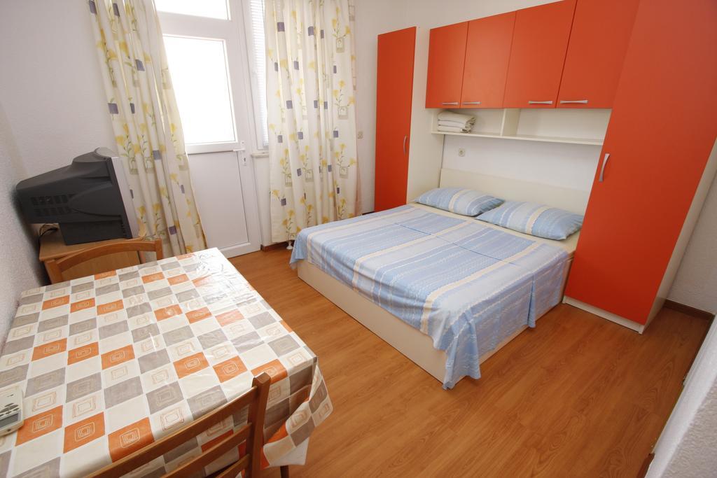 Apartments Lidus Makarska Ruang foto