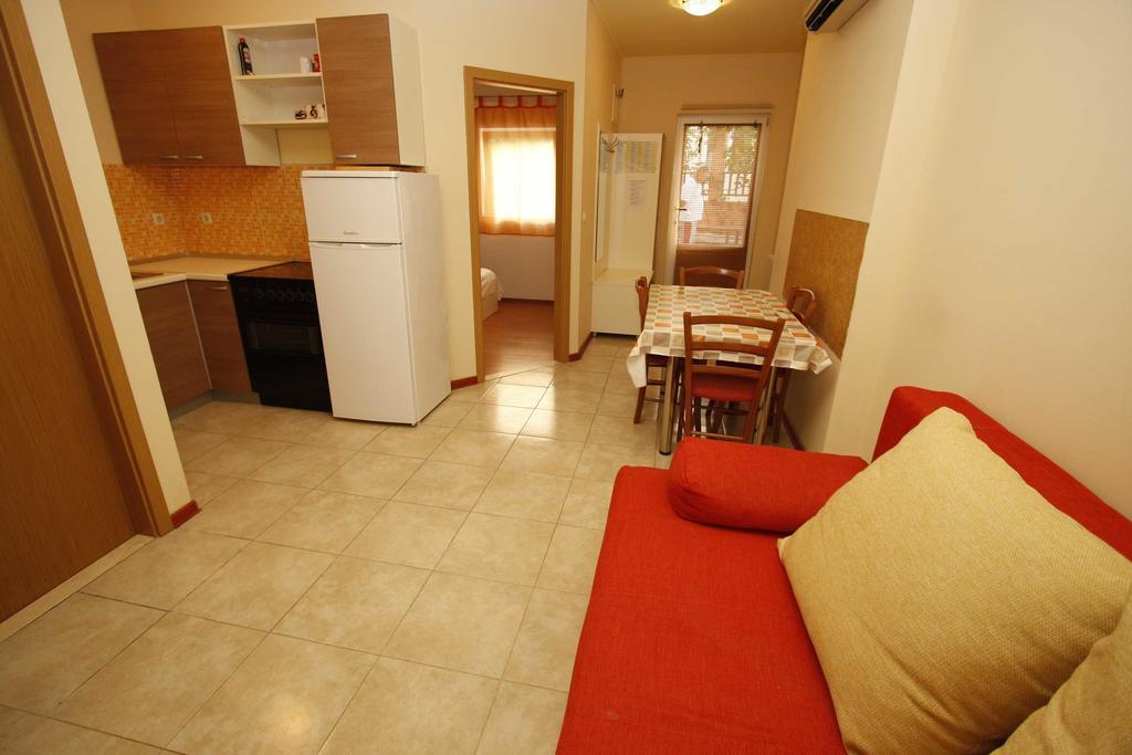 Apartments Lidus Makarska Ruang foto