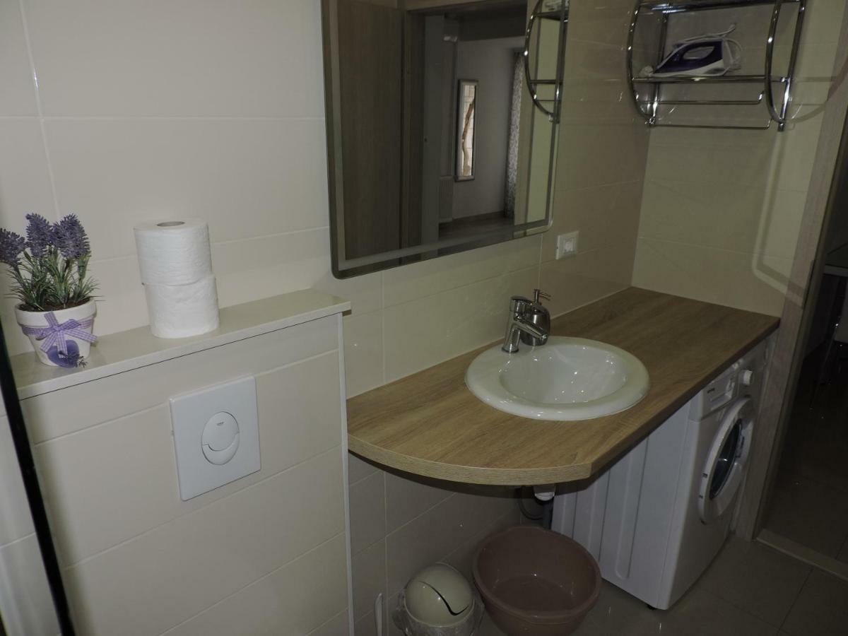 Apartments Lidus Makarska Bagian luar foto