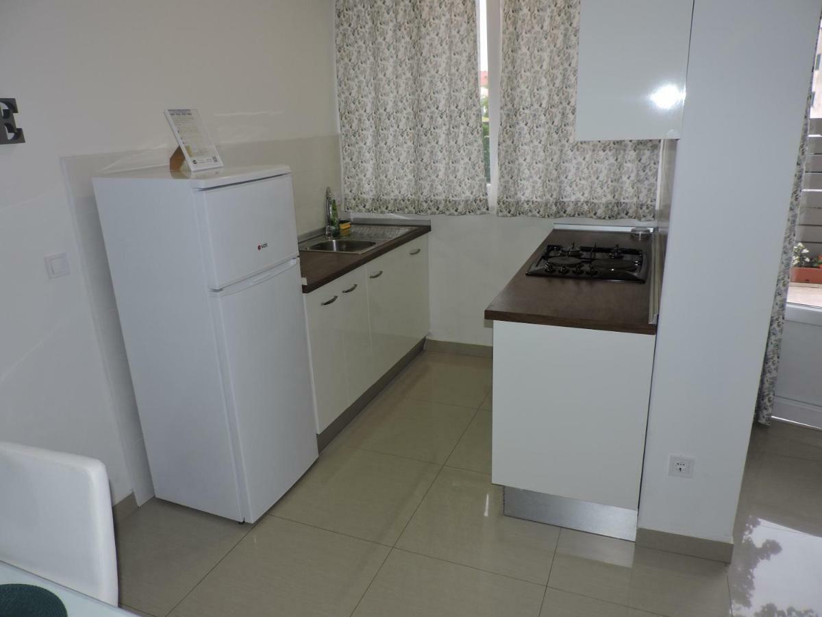 Apartments Lidus Makarska Bagian luar foto